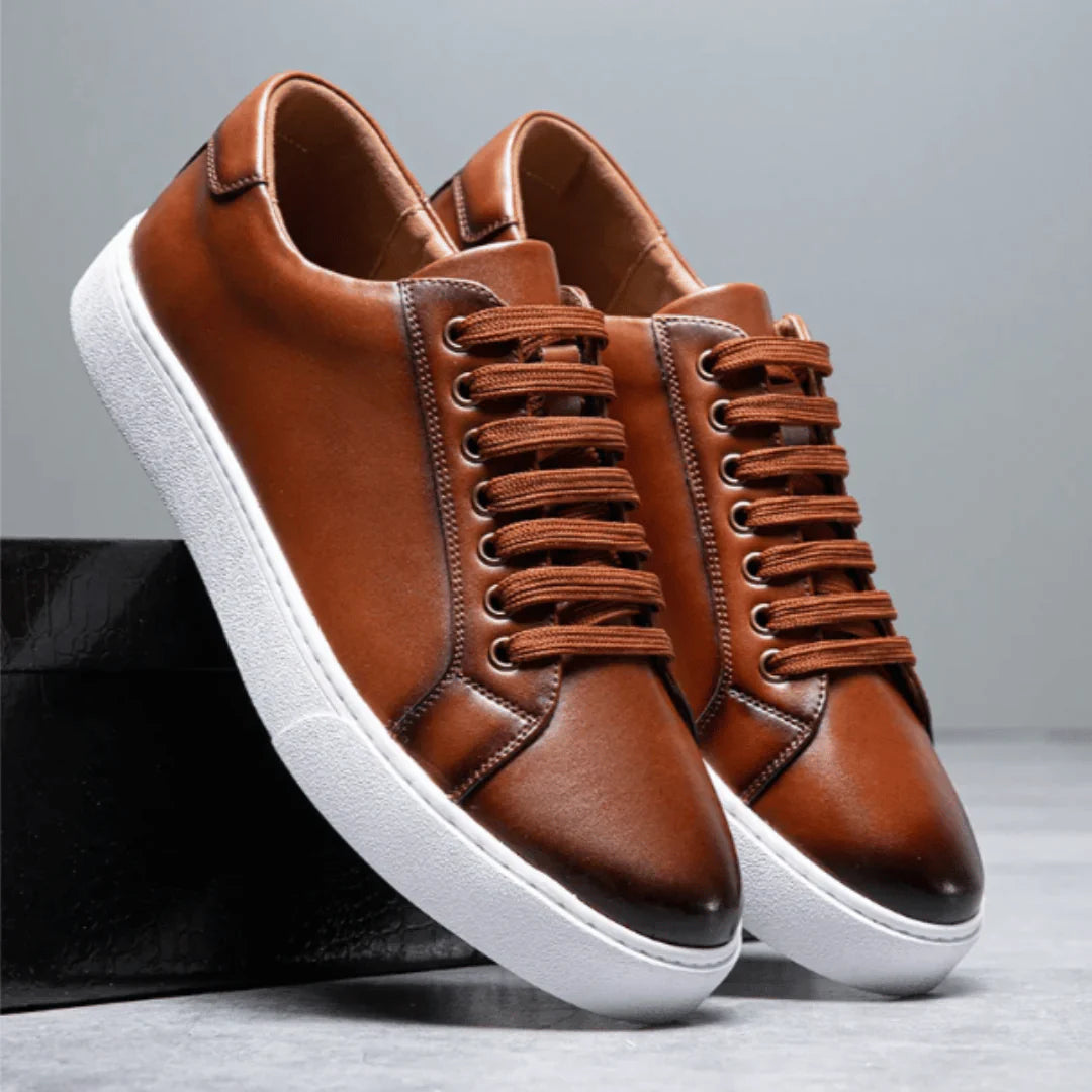 Calgary Low Top Sneakers