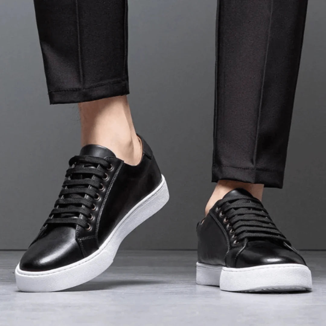 Calgary Low Top Sneakers