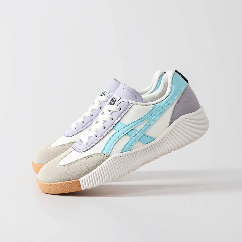 Olivia Classic Sneakers