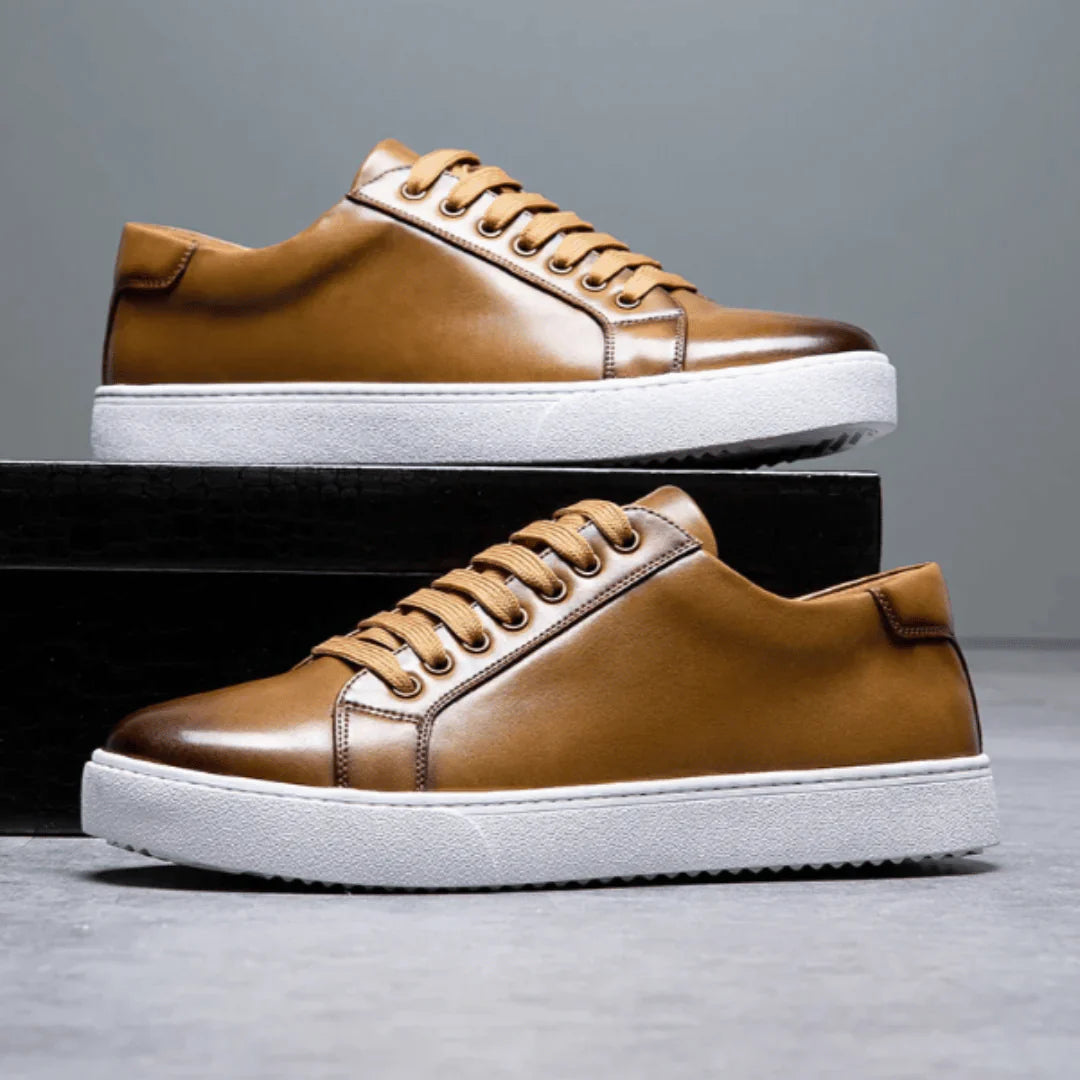 Calgary Low Top Sneakers