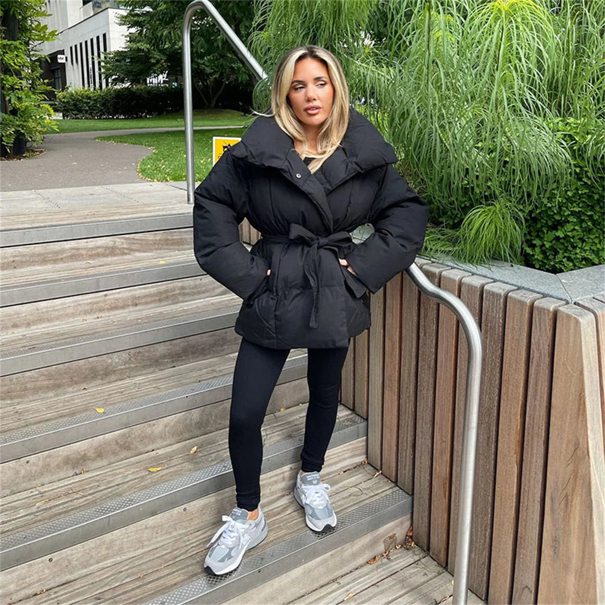 Women's Oversized Stand Collar Puffer Jacket