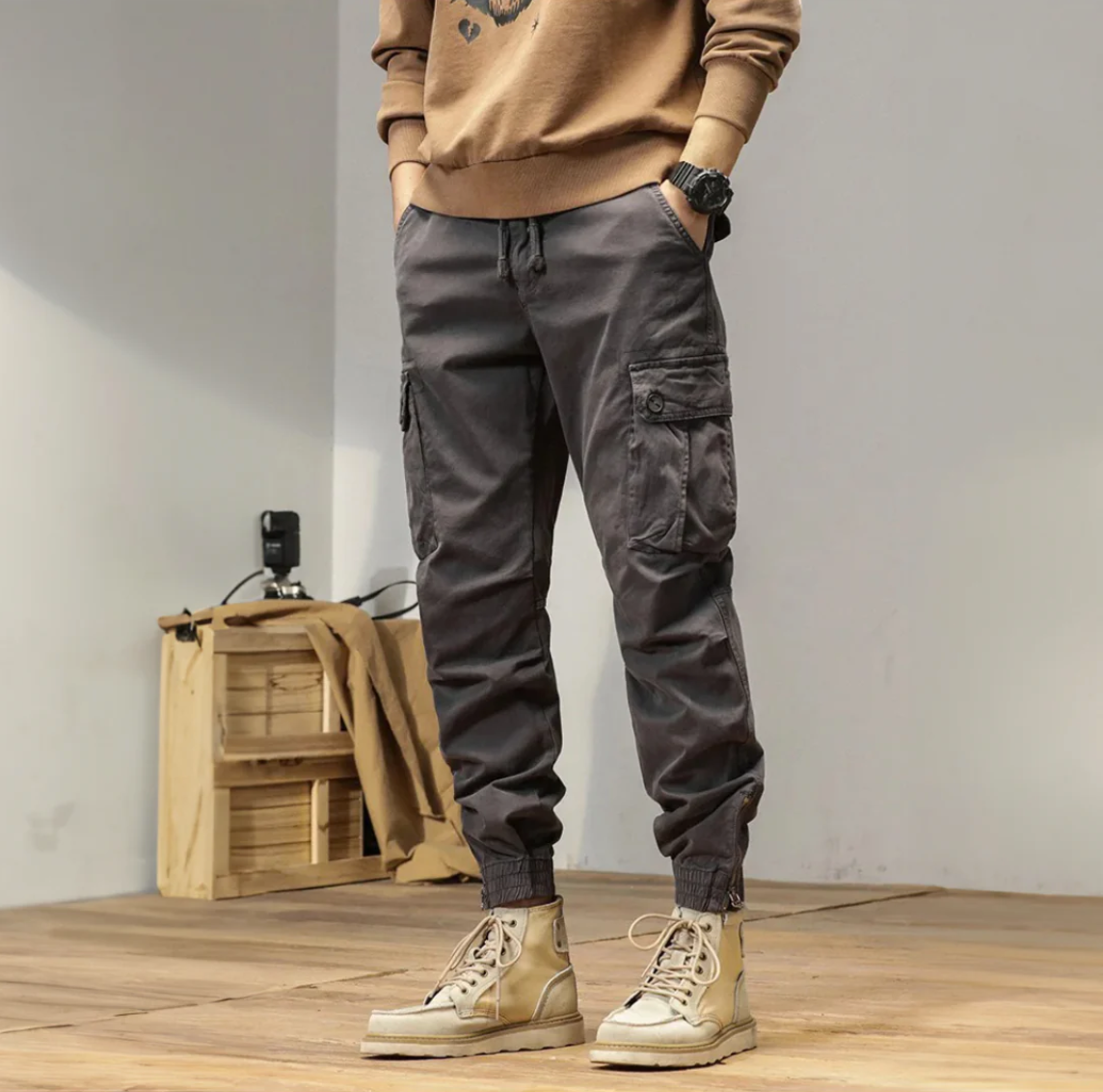 Men's Slim-Fit Utility Cargo Pants