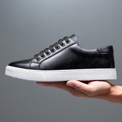 Calgary Low Top Sneakers