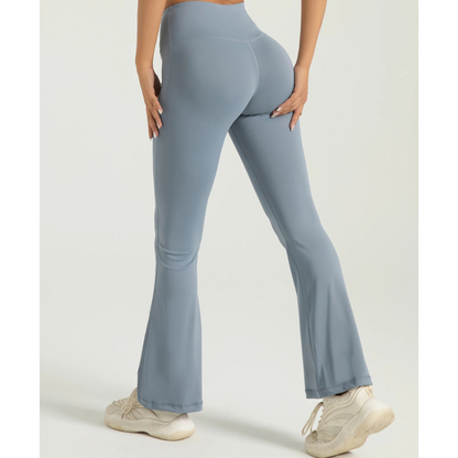Air Soft & Stylish Ultra High-Rise Curvy Flare Leggings