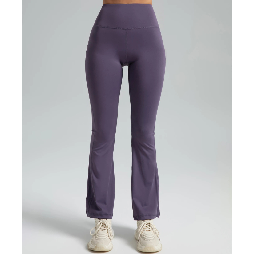 Air Soft & Stylish Ultra High-Rise Curvy Flare Leggings