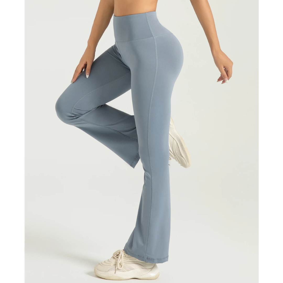 Air Soft & Stylish Ultra High-Rise Curvy Flare Leggings