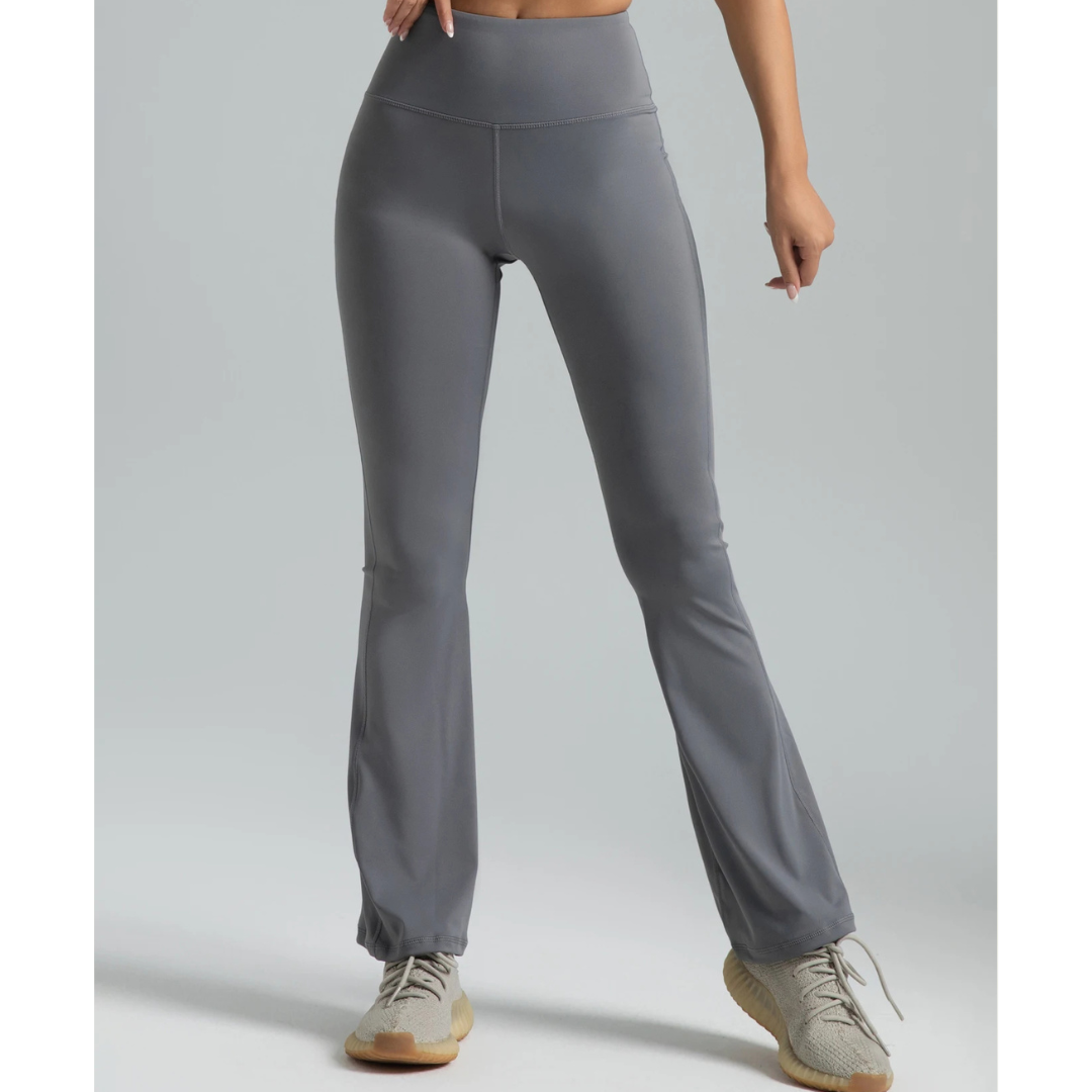 Air Soft & Stylish Ultra High-Rise Curvy Flare Leggings